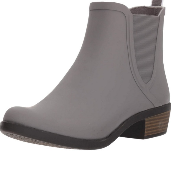 Lucky Brand Basel Rainboot Bootie - Picture 3 of 10